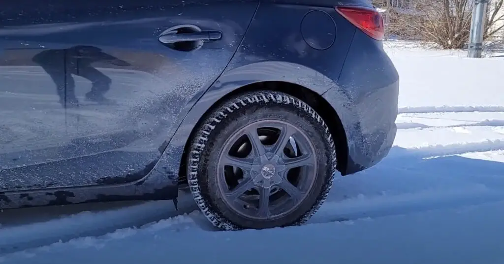 Goodyear WinterCommand Ultra Tire