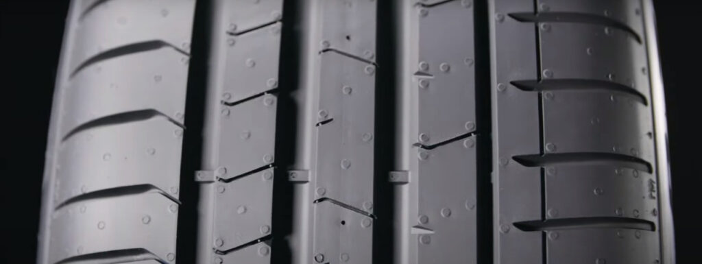 Pirelli P ZERO (PZ4) Tire Review