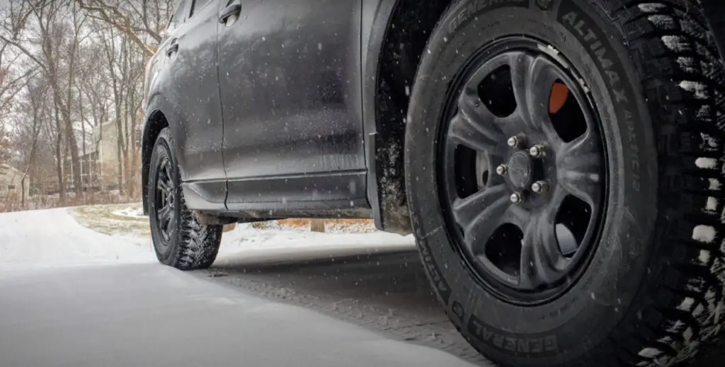 Arctic 12 snow