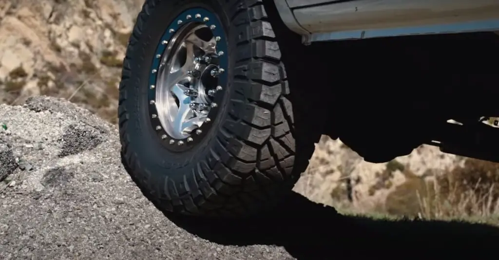 Grappler tread