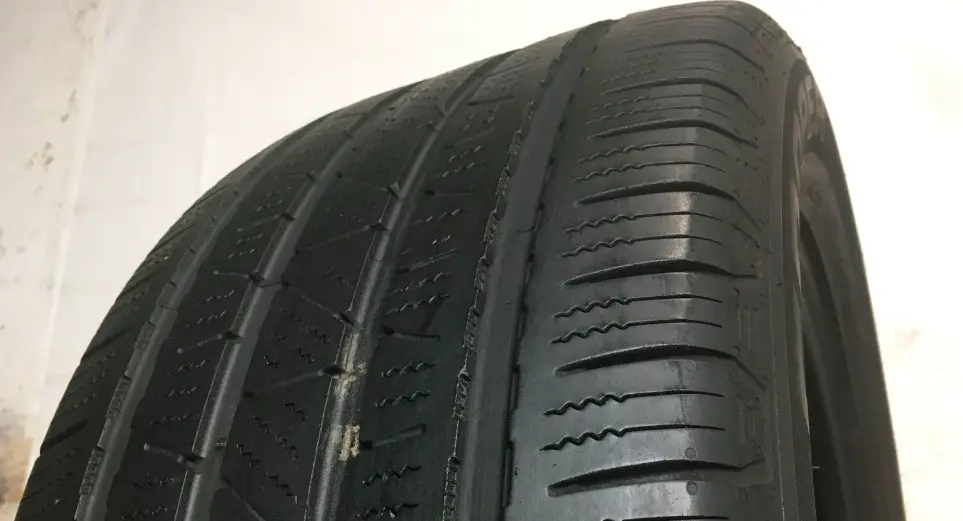 SRX LE tread