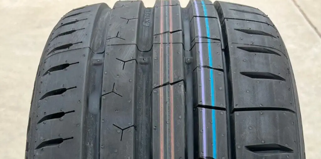 Continental ExtremeContact Sport 02 tech 2